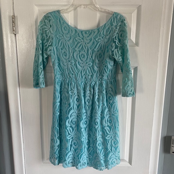 Real Floral Lace Dress - Picture 1 of 1